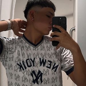 Meet your Posher, Agustin